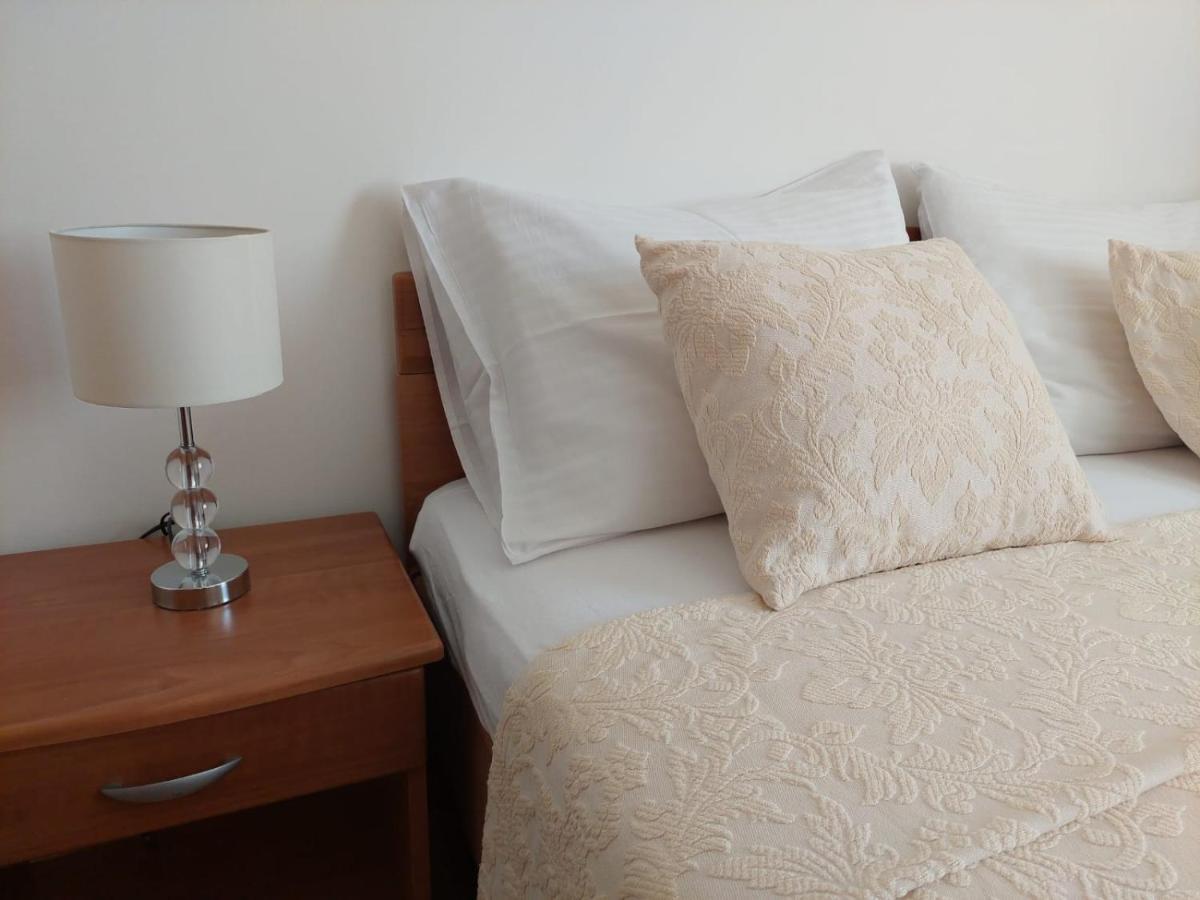 Apartments Zulim โตรกีร์ ภายนอก รูปภาพ