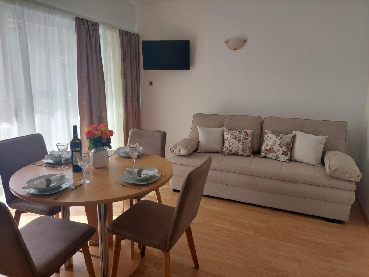 Apartments Zulim โตรกีร์ ภายนอก รูปภาพ