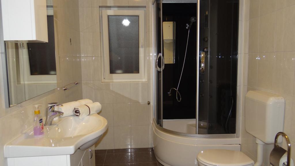 Apartments Zulim โตรกีร์ ห้อง รูปภาพ